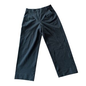 lululemon athletica black Cropped Pants, wide leg, High rise.